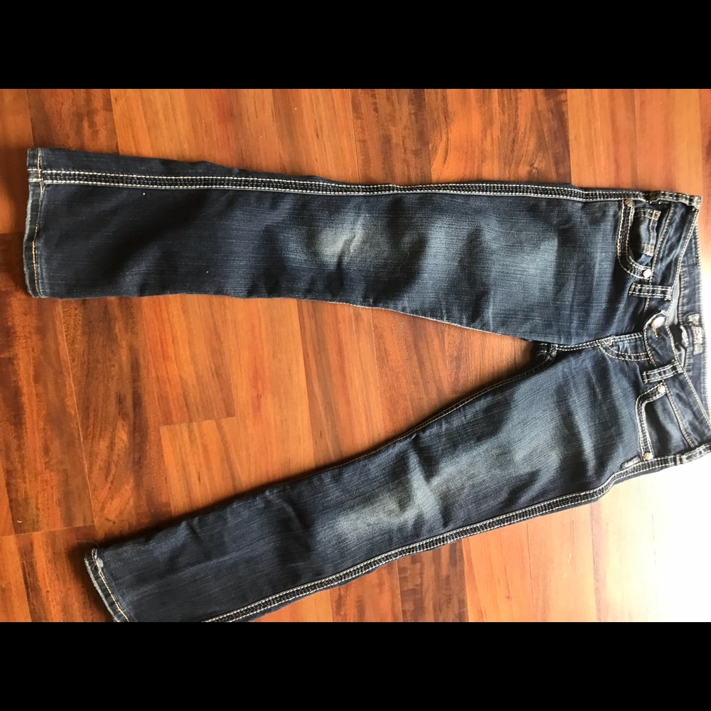 Low rise jeans